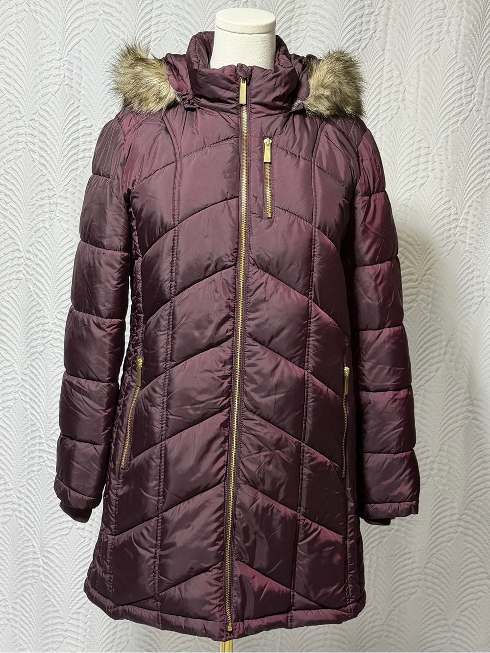 Liz Claiborne Women's Quilted Puffer Coat with Faux Fur Trim (Size PXL)
